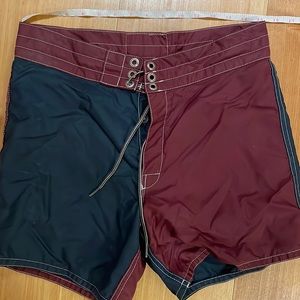 Birdwell beach britches limited 2tone navy and maroon size 30